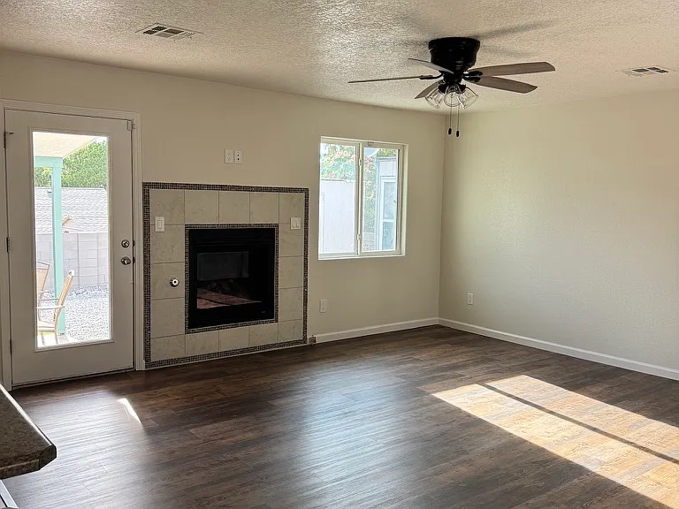 841 Marie Park Dr NE — Photo 6