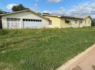 801 N Forrest St, Altus, OK 73521