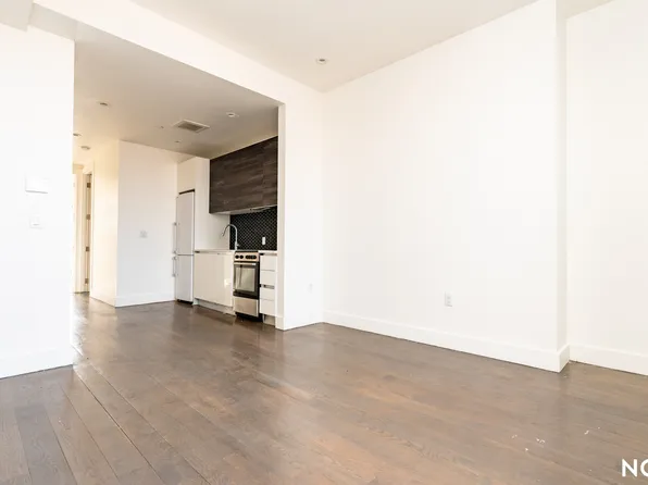 530 Midwood Street image 3 of 13