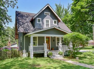 930 Summit St, Downers Grove, IL 60515