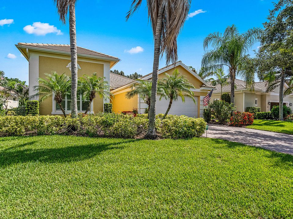 1st image of 1065 RIVER WIND Circle