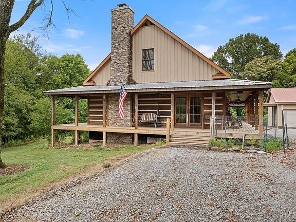 9th image of 1746 Molly Hollow Rd