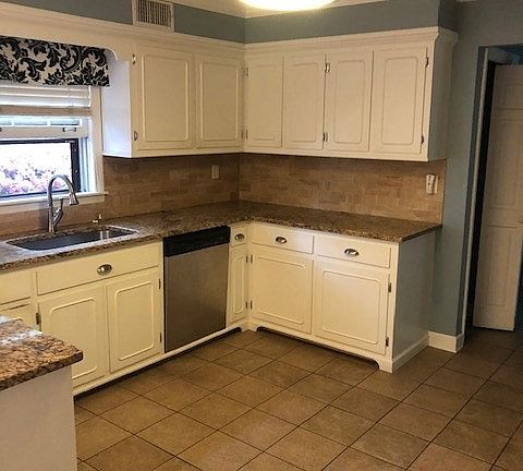 3rd image of 1453 Pecan Trees Dr