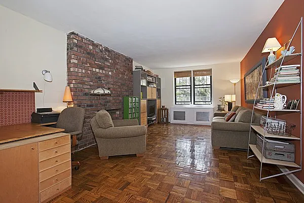 Sold by Mazzeo Real Estate | media 8