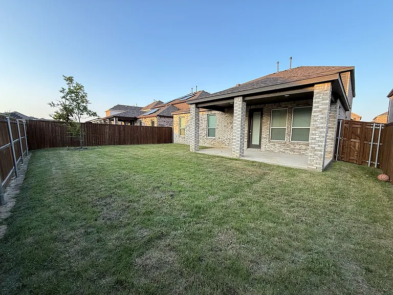 3681 Keechi Creek Dr #1 — Photo 31