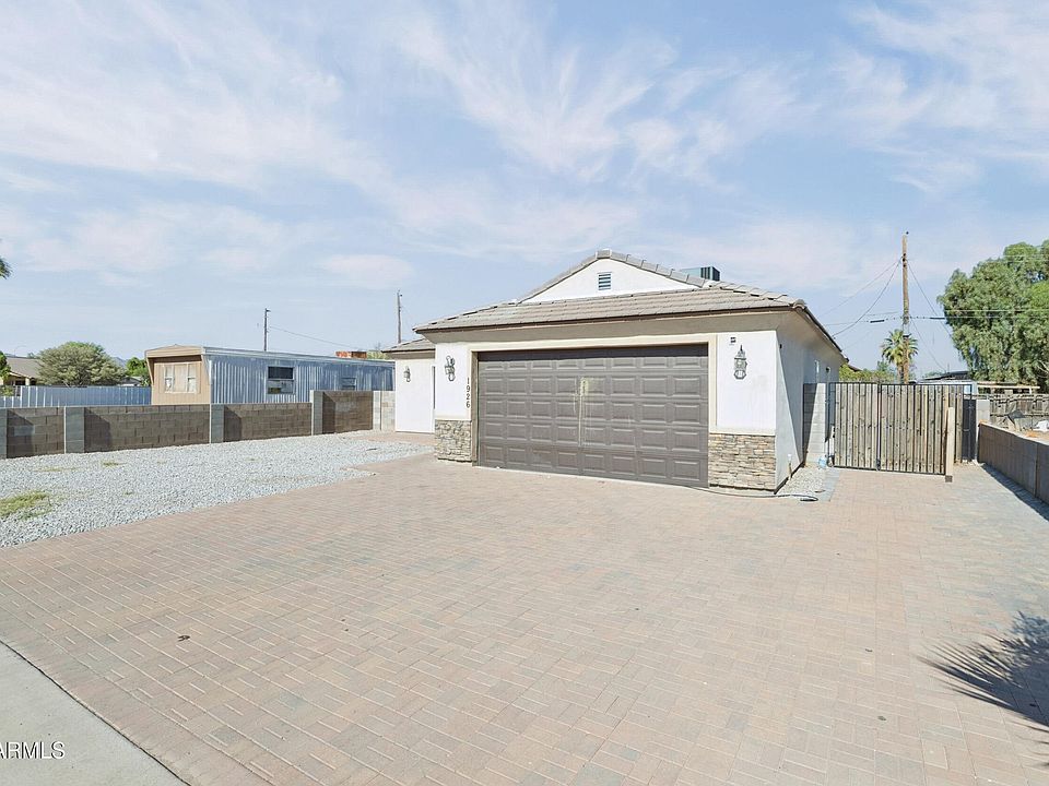 1st image of 1926 S 111TH Avenue