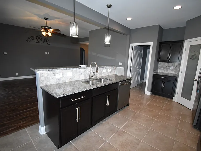 1072 Fuji Ln — Photo 6