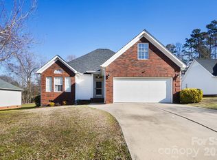 3216 Continental Dr, Monroe, NC 28110