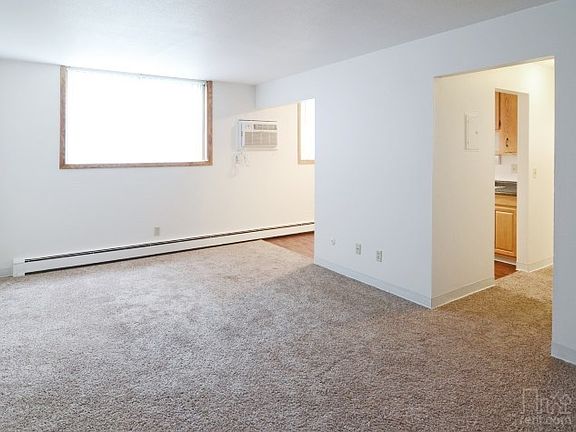 4th image of 14847 60th St N #14843-10