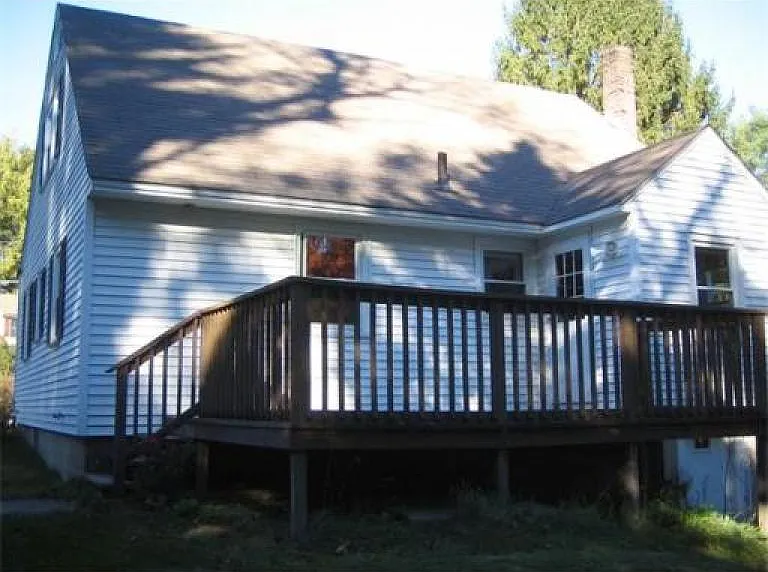 5 Rosewood Ave — Photo 4