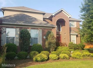 35944 Stream View Dr, New Boston, MI 48164