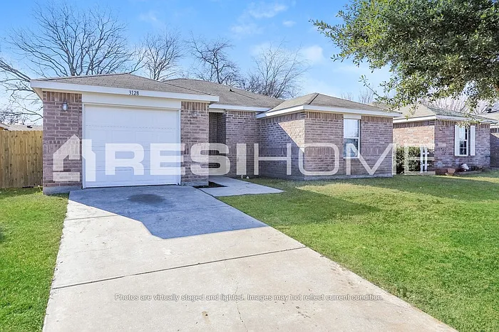 3128 Ronay Dr — Photo 1