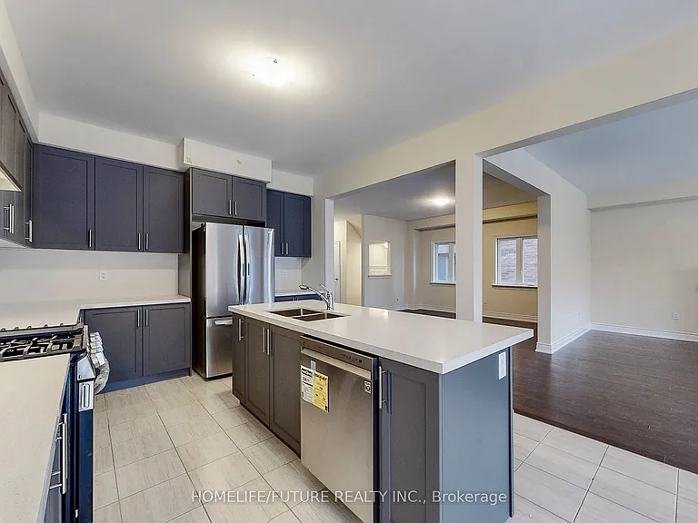 227 Heritage St — Photo 13