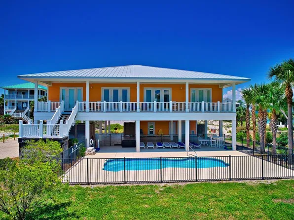 1041 E Gorrie Dr, Eastpoint, FL 32328