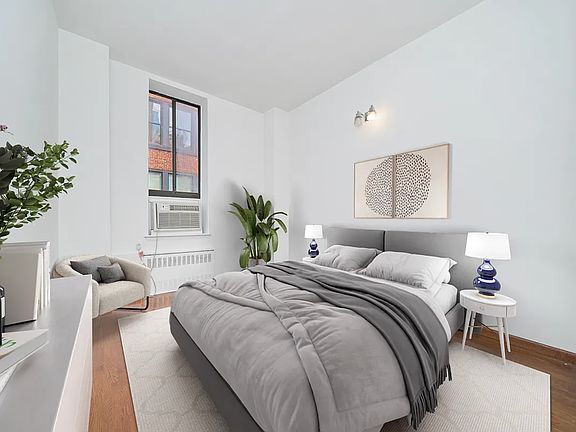 3rd image of 31 E 31st St APT 2F