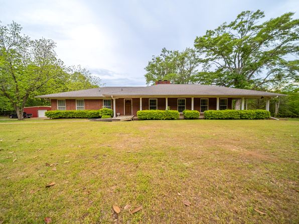 2793 Old Towne Rd, Tupelo, MS 38804