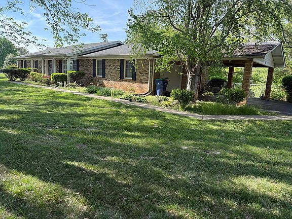 3rd image of 72 Military Rd
