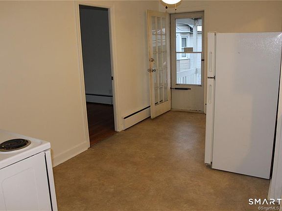 5th image of 106 Elm St #112