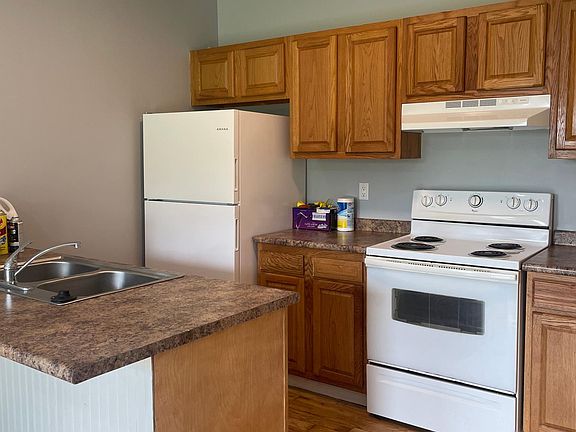 4th image of 938 Fortney St #938