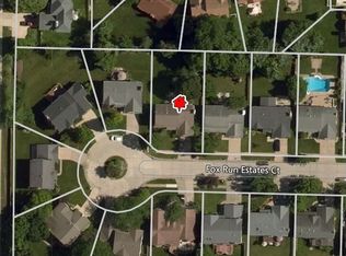 511 Fox Run Estates Ct, Ballwin, MO 63021