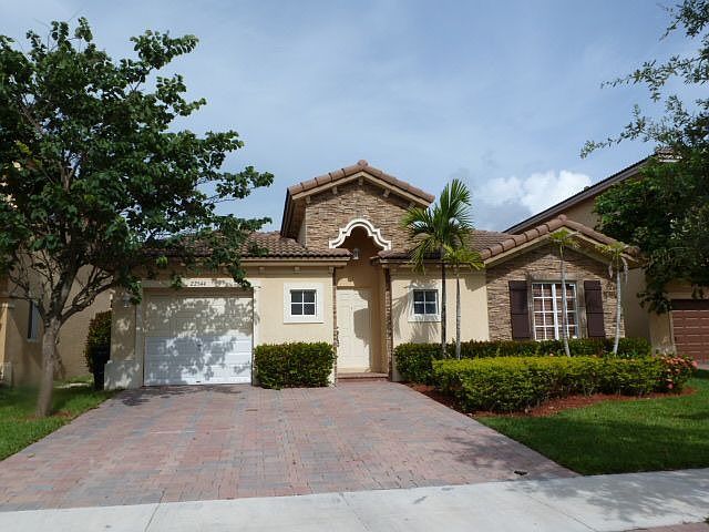 1st image of 22544 SW 94th Ct