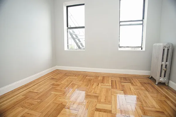 Rented by Norman Raindel, LREB | media 32