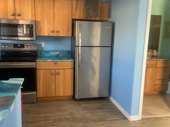 6 Honuhalemua St, Kihei, HI 96753