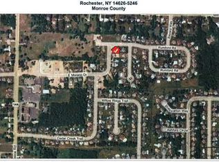 409 E Moreno Dr, Greece, NY 14626