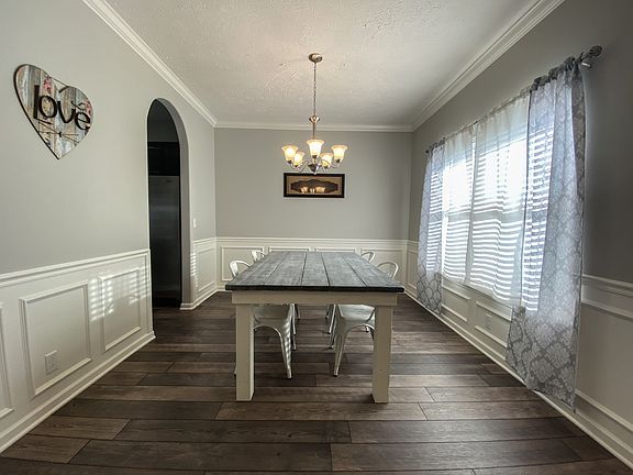 4th image of 1703 Bellamy Ln