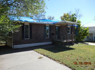 923 S Cedar St, Nevada, MO 64772
