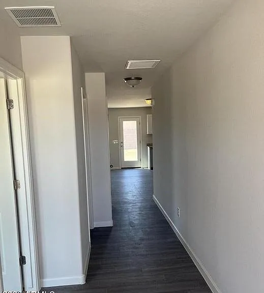 155 W Dewey Ave — Photo 5