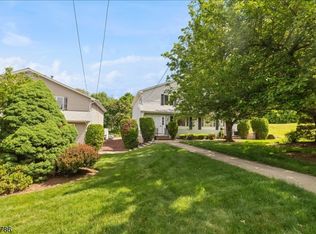 222 Eagle Rock Ave, Roseland Boro, NJ 07068
