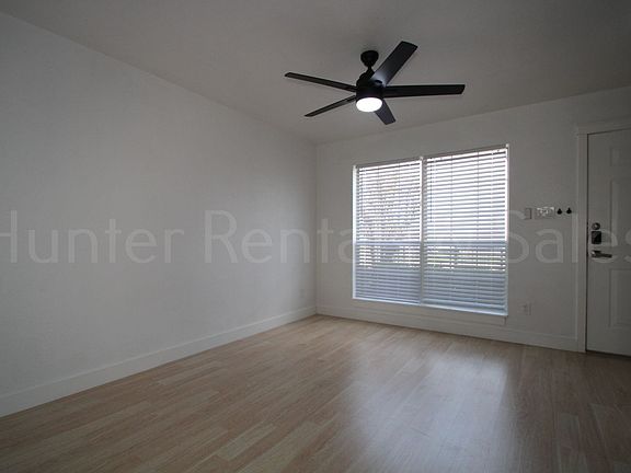 3rd image of 3802B Gus Dr