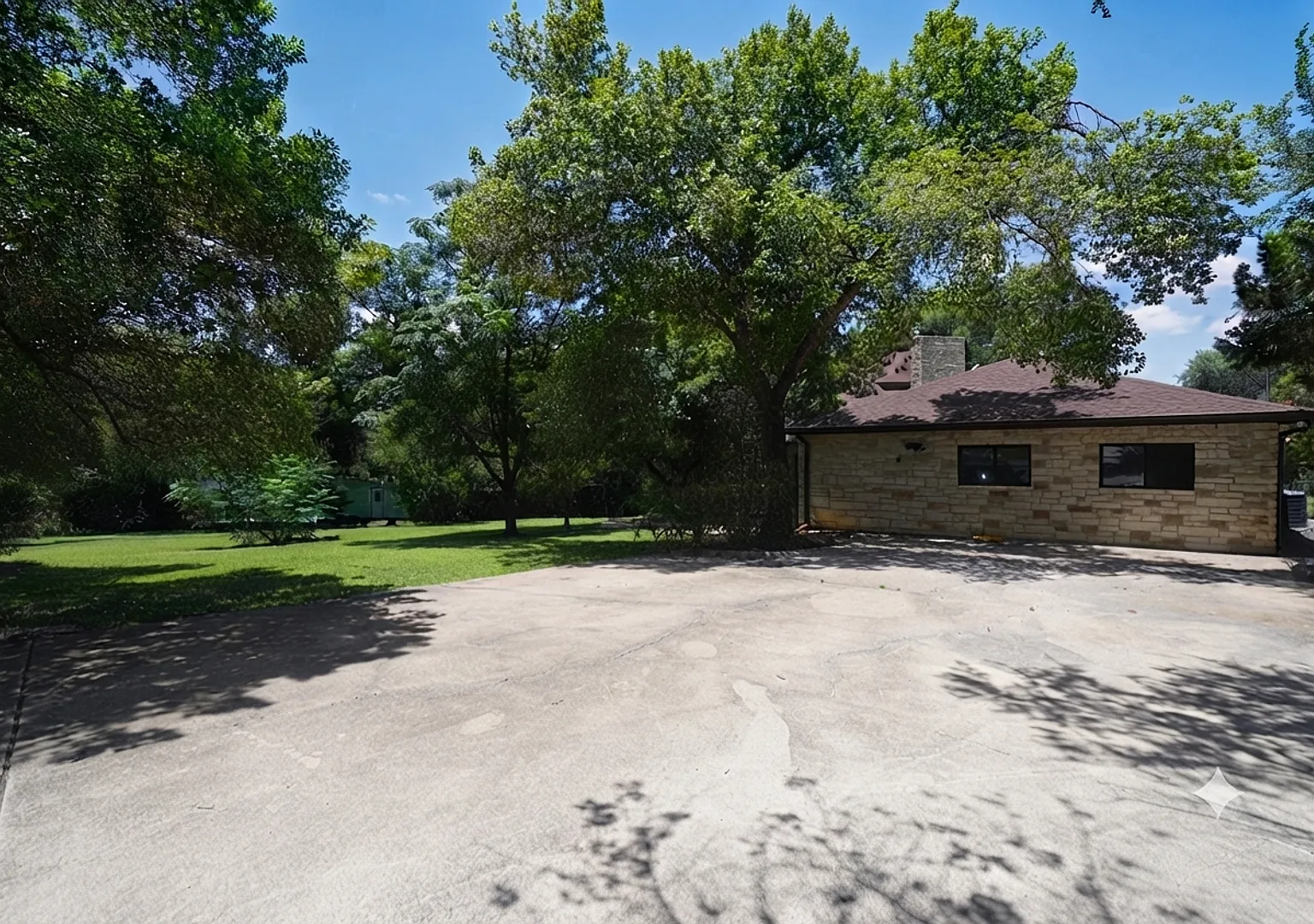 7BR/3BA Round Rock Retreat | Private Pool & Expansive Outdoor Living — Photo 1