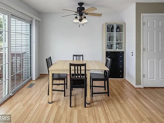 4th image of 8069 Topper Ct