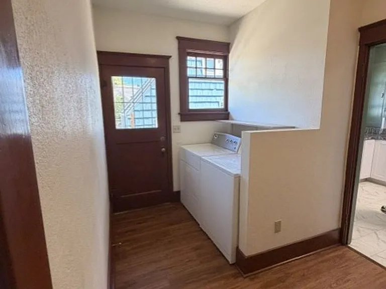 451 - 412 SW 5th Street — Photo 7