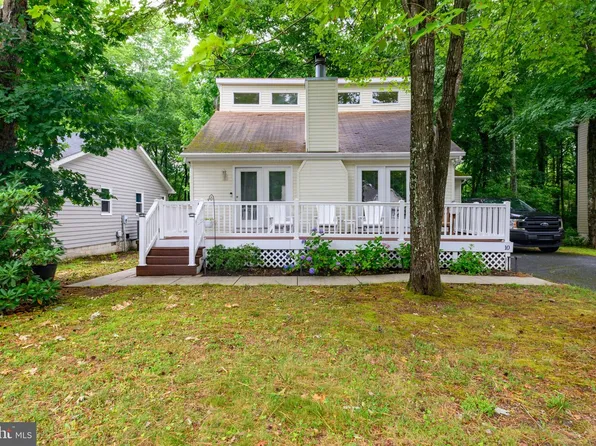 10 Gloucester Rd, Ocean Pines, MD 21811
