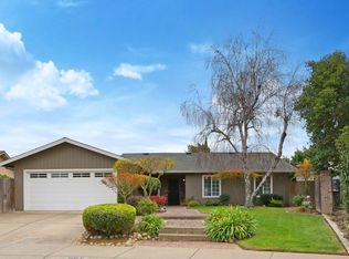 865 Dorchester Cir, Lodi, CA 95240
