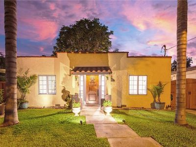 200 Pacific St, Tustin, CA, 92780