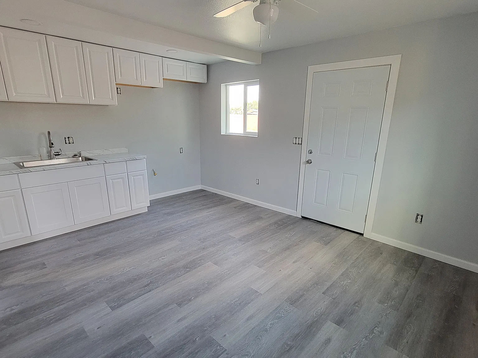 1 bed, $1,100 — Photo 3