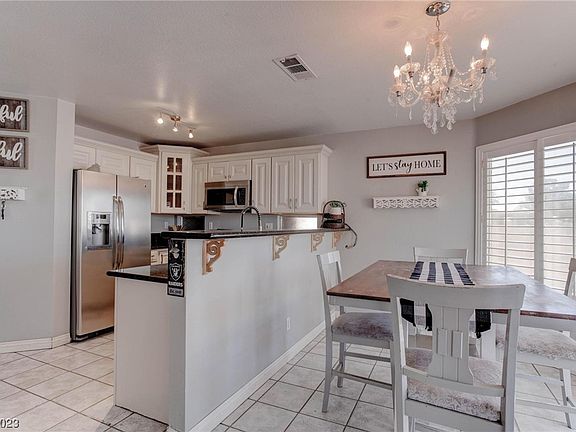 3rd image of 5665 Ruby Creek Dr