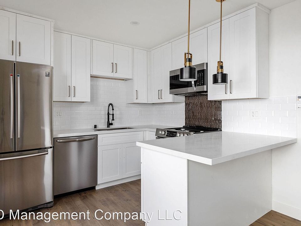 1st image of 10022 Culver Blvd #I