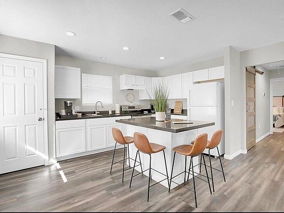 3rd image of 4611 66th St #A