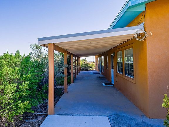 3rd image of 4825 Senita Dr
