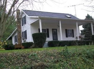 5606 Wooten Rd, Athens, OH 45701