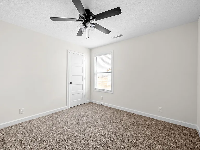 1188 Ross Farms Blvd — Photo 14