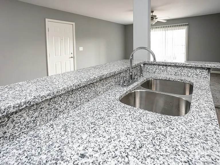 Polo Springs Apartments — Photo 35