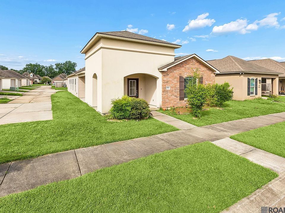 1st image of 7864 W Pelican Lakes Ave