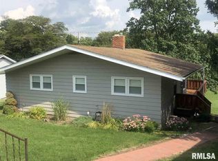 2659 Golf Rd, La Fayette, IL 61449