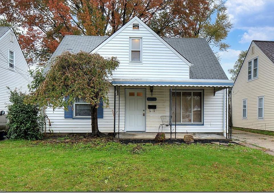 1st image of 18704 Rockland Ave